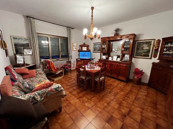 appartamento in vendita a Forlì in zona Cava