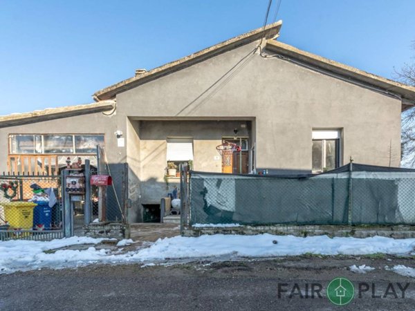 casa indipendente in vendita a Forlì in zona Carpena