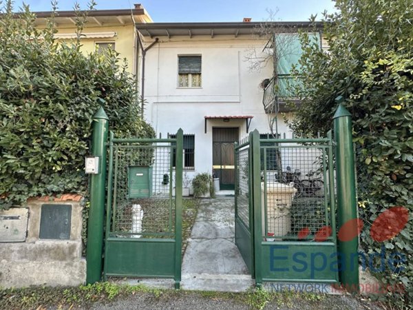 casa indipendente in vendita a Forlì in zona Cà Ossi