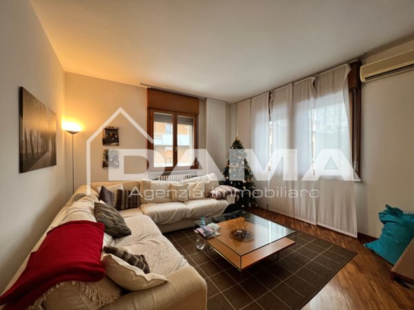 casa indipendente in vendita a Forlì in zona Quattro