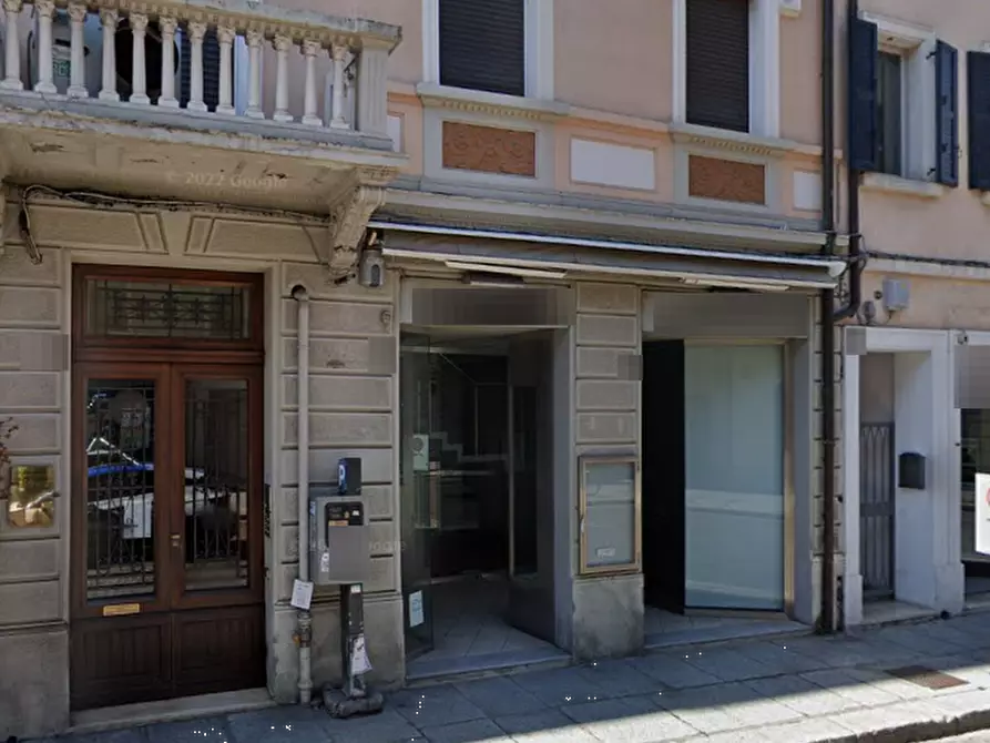 negozio in vendita a Forlì in zona Centro Storico