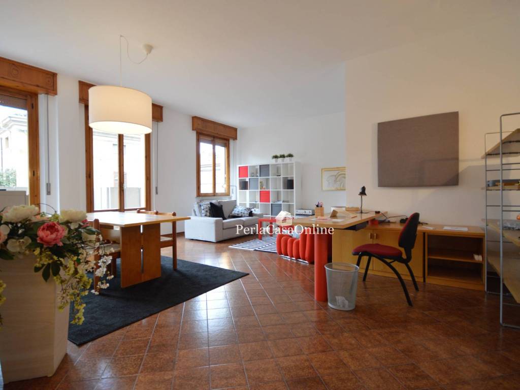 appartamento in vendita a Forlì in zona Centro Storico