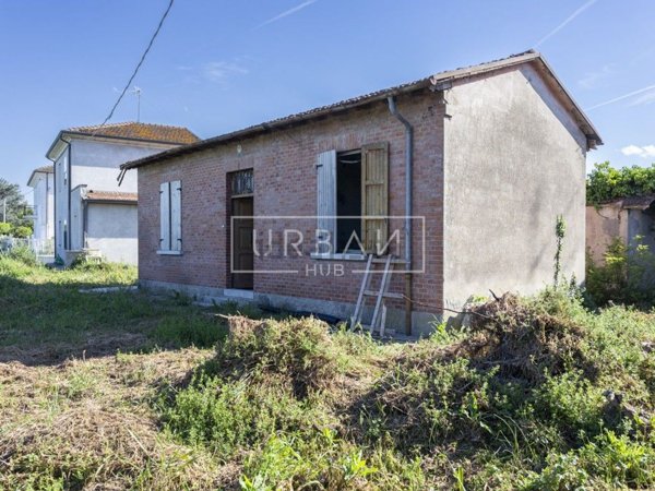 casa indipendente in vendita a Forlì in zona San Martino in Strada