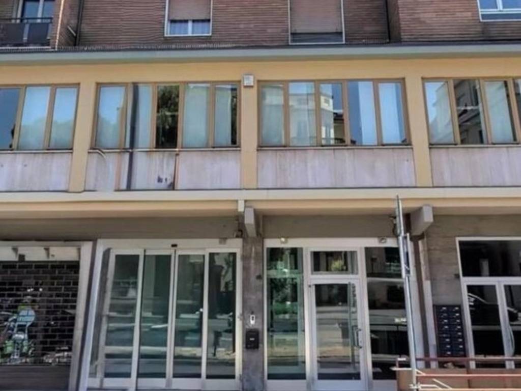 negozio in vendita a Forlì in zona Musicisti / Grandi Italiani