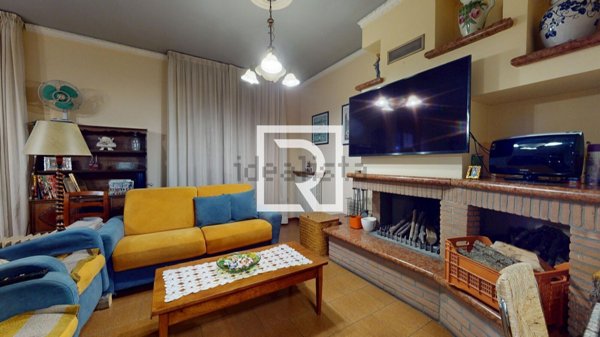 casa indipendente in vendita a Forlì in zona Coriano