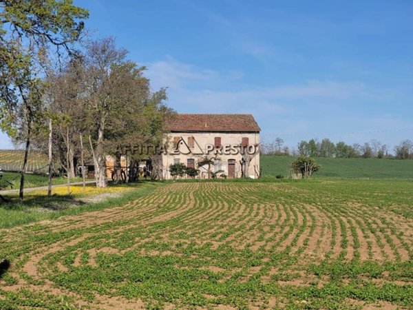 casa indipendente in vendita a Forlì in zona Magliano