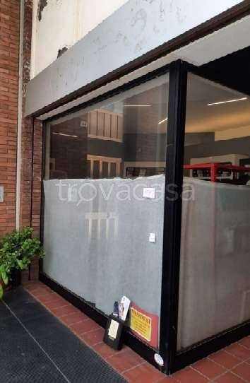 negozio in vendita a Forlì in zona Centro Storico