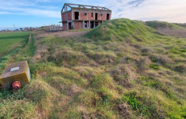 terreno edificabile in vendita a Forlì