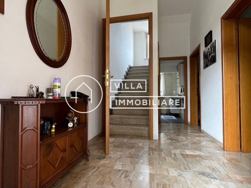 casa indipendente in vendita a Forlì in zona San Leonardo