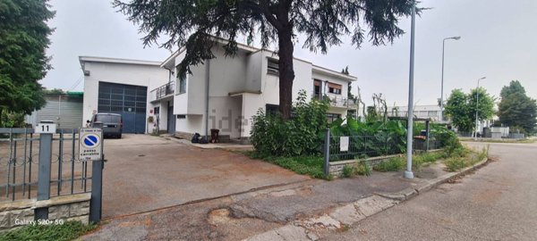 terreno edificabile in vendita a Forlì in zona Coriano