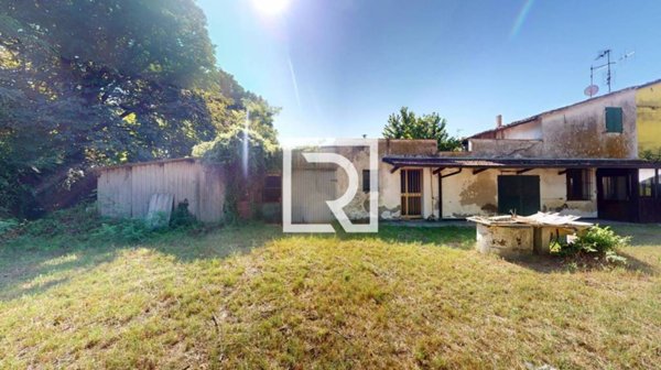 casa indipendente in vendita a Forlì in zona Villafranca di Forlì