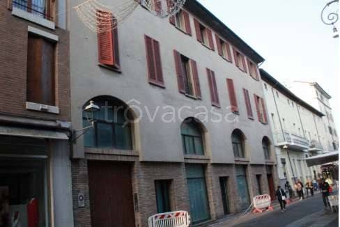 appartamento in vendita a Forlì in zona Centro Storico