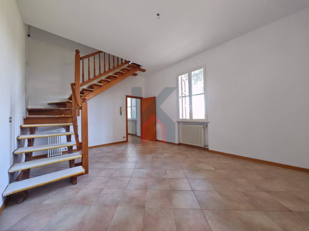 casa indipendente in vendita a Forlì in zona Grisignano