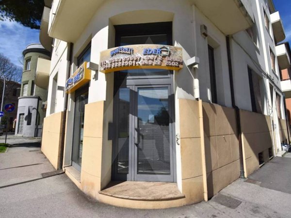 ufficio in vendita a Forlì in zona Centro Storico
