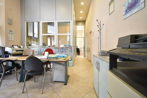 ufficio in vendita a Forlì in zona Centro Storico