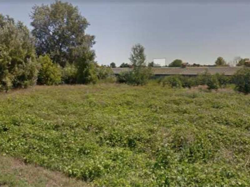 terreno edificabile in vendita a Forlì in zona Industriale Selva