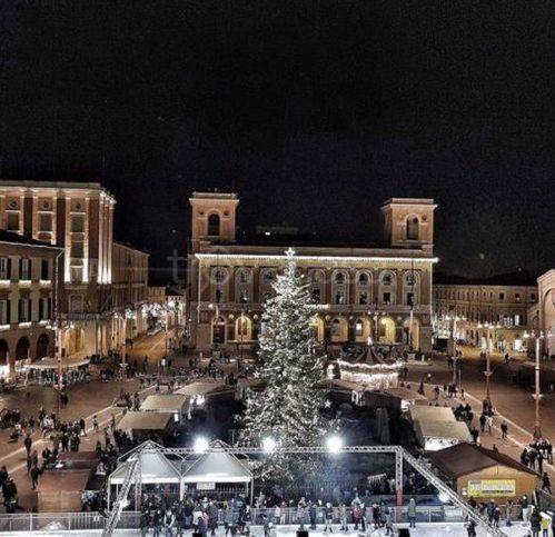 appartamento in vendita a Forlì in zona Centro Storico