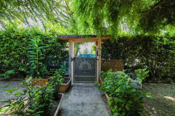 casa indipendente in vendita a Forlì in zona Ospedaletto