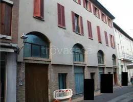 appartamento in vendita a Forlì in zona Centro Storico
