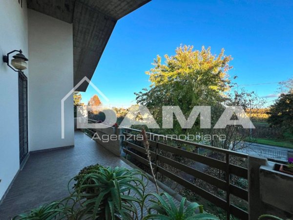 casa indipendente in vendita a Forlì in zona Quattro