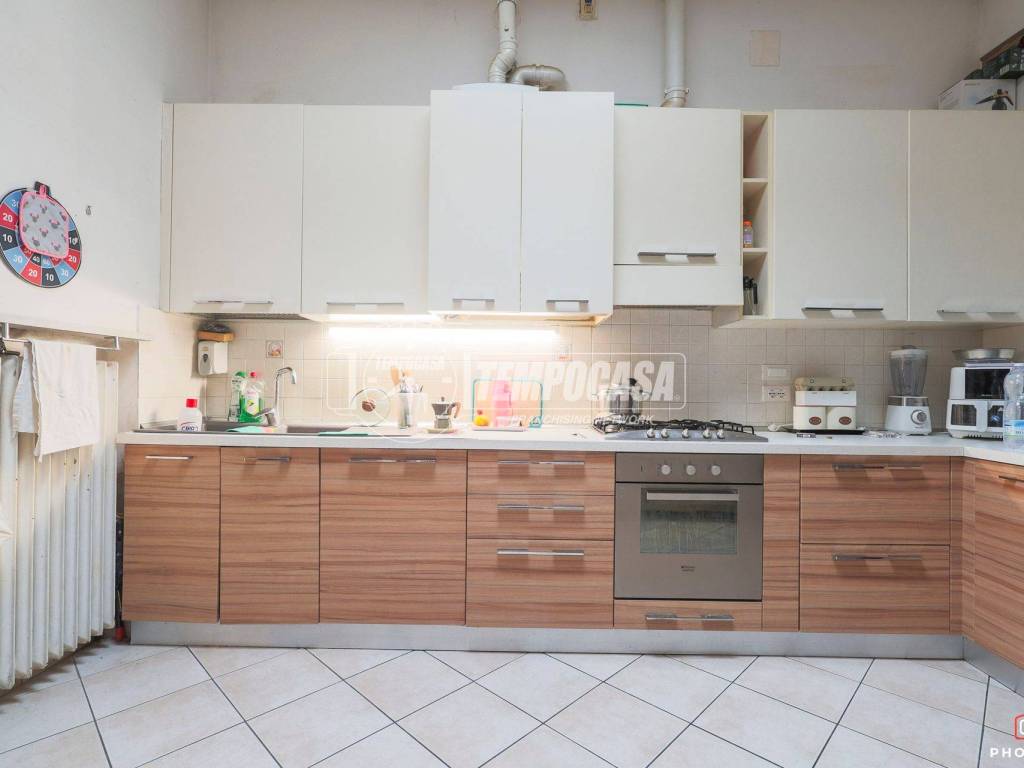 casa indipendente in vendita a Forlì in zona Quattro