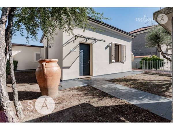 casa indipendente in vendita a Forlì in zona Ospedaletto