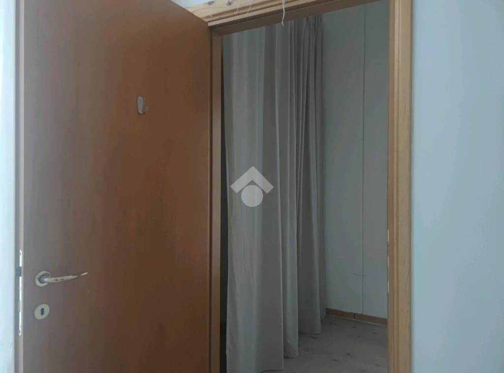 ufficio in vendita a Forlì in zona Ronco