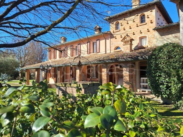 casa indipendente in vendita a Forlì in zona Magliano