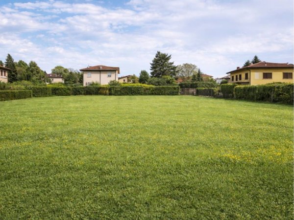terreno edificabile in vendita a Forlì in zona San Varano