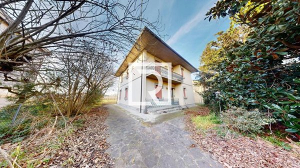casa indipendente in vendita a Forlì in zona Villanova