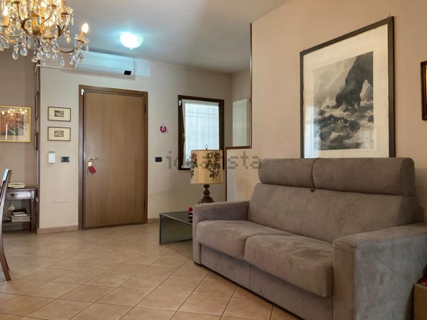 pentavano in vendita a Forlì