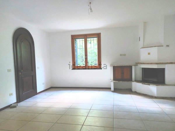 casa indipendente in vendita a Forlì in zona Villafranca di Forlì