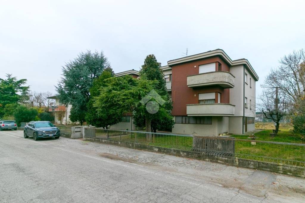 appartamento in vendita a Forlì in zona Villanova