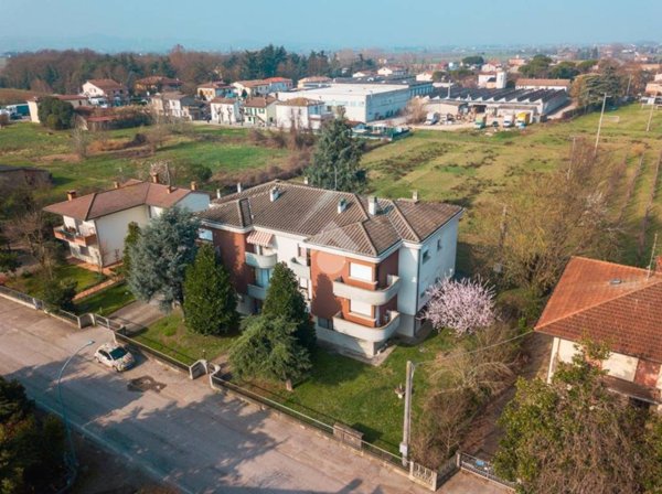 appartamento in vendita a Forlì in zona Villanova