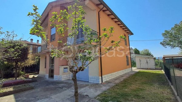 casa indipendente in vendita a Forlì in zona Ronco