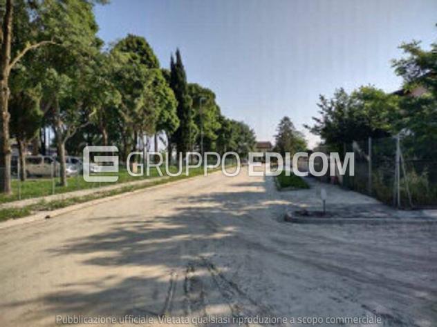 locale commerciale in vendita a Forlì