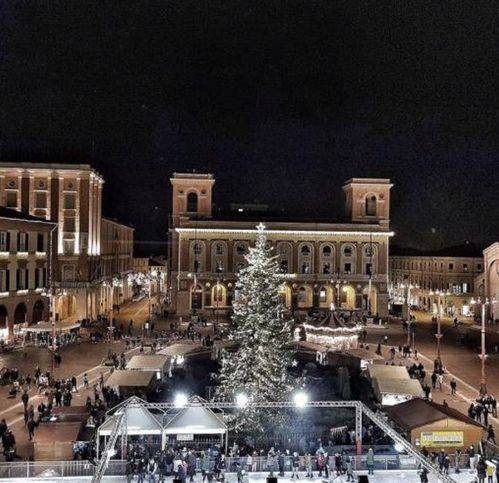 appartamento in vendita a Forlì in zona Centro Storico