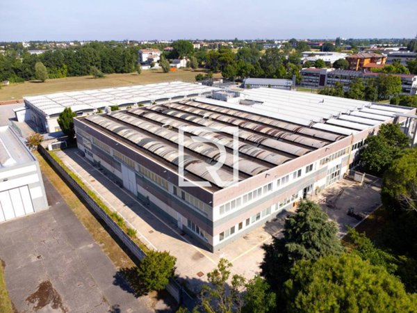 locale commerciale in vendita a Forlì in zona Coriano