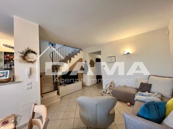 casa indipendente in vendita a Forlì in zona Barisano