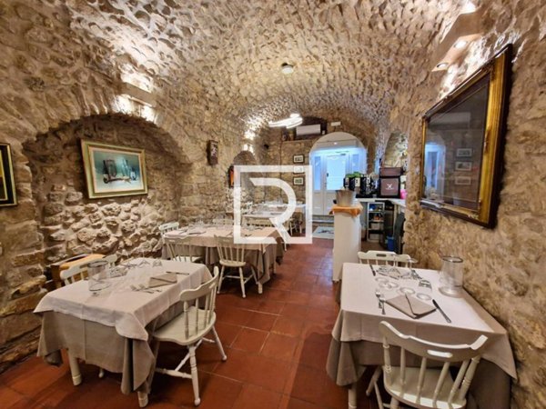 negozio in vendita a Forlì