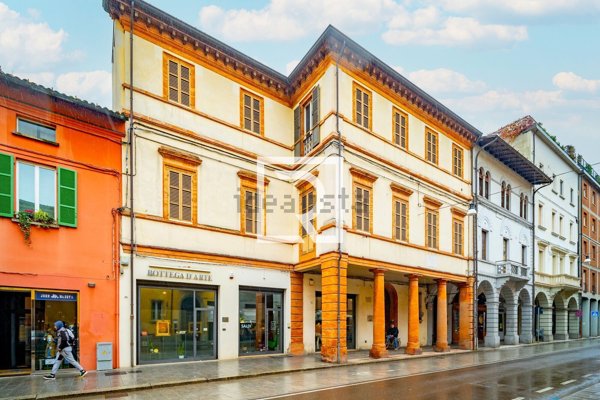 appartamento in vendita a Forlì in zona Centro Storico