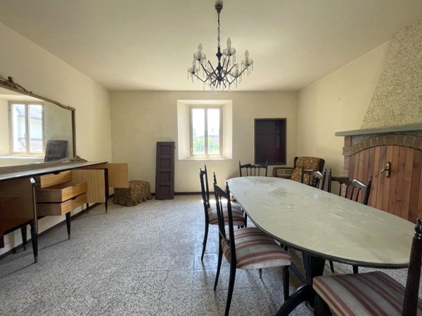 casa indipendente in vendita a Forlì