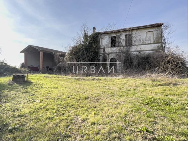 casa indipendente in vendita a Forlì in zona Carpinello