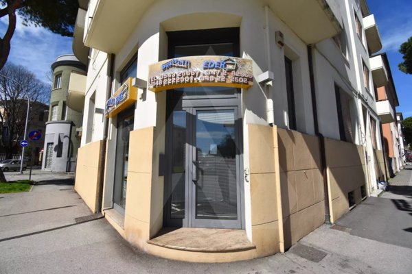 ufficio in vendita a Forlì in zona Centro Storico