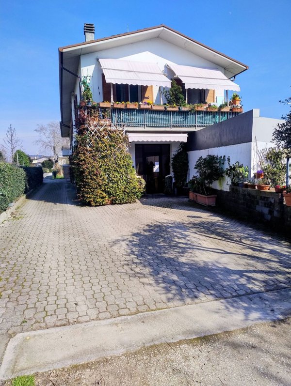 appartamento in vendita a Forlì in zona San Martino in Strada