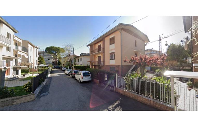 casa indipendente in vendita a Forlì in zona Centro Storico
