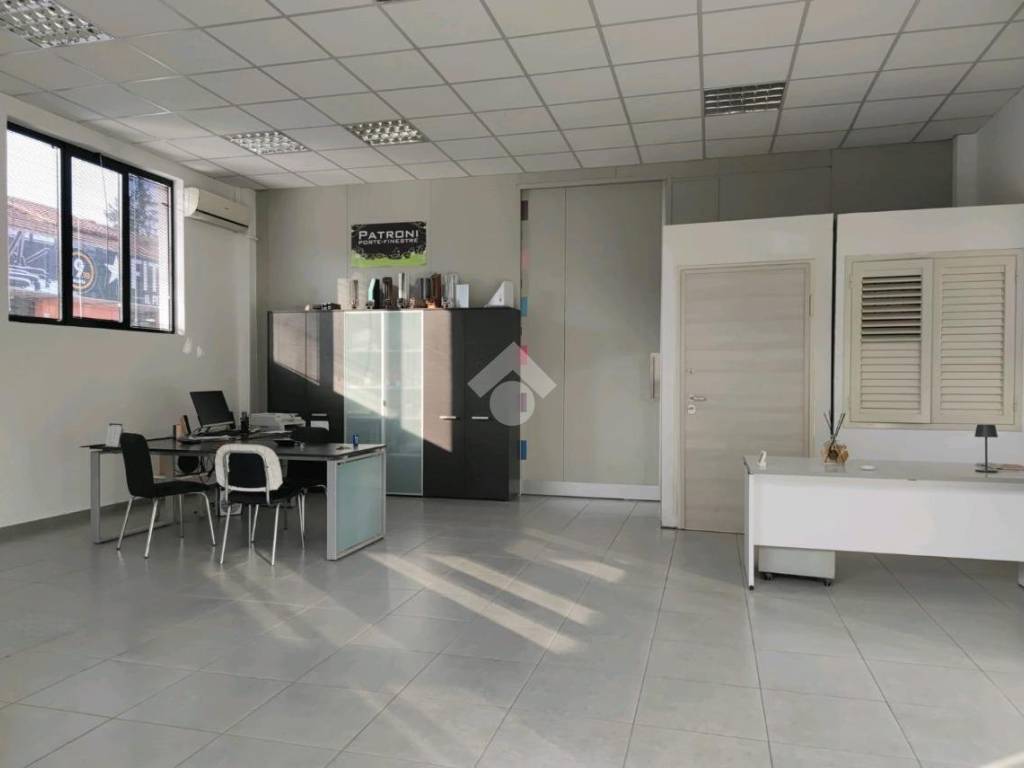 negozio in vendita a Forlì in zona San Benedetto