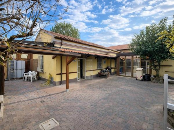 casa indipendente in vendita a Forlì in zona San Benedetto