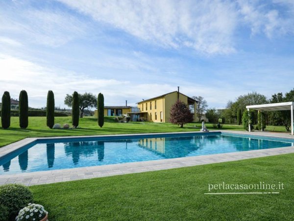 casa indipendente in vendita a Forlì in zona Vecchiazzano