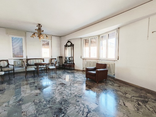 appartamento in vendita a Forlì in zona Centro Storico